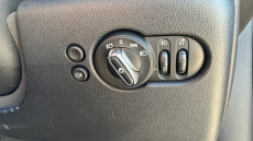 MINI Hatchback 2.0 Cooper S Classic Premium 5dr Auto Petrol Hatchback